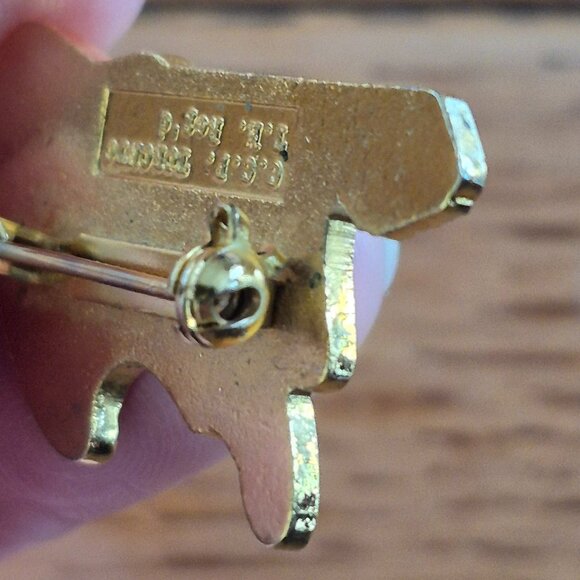 Buddy Holly Story Metal Pin Lapel Pin Gold - Picture 10 of 10